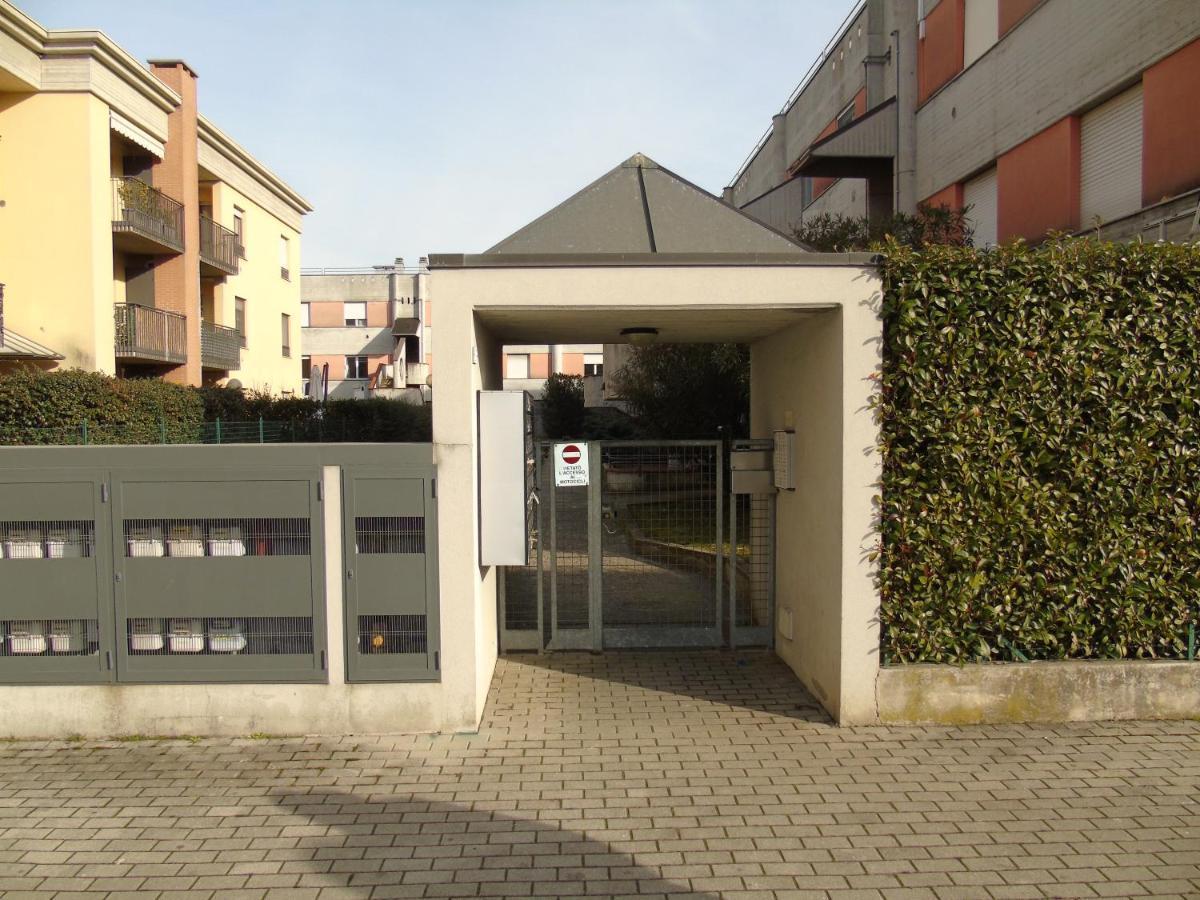 Casa Leonardo Airport Azzano San Paolo Exterior foto